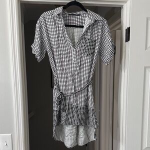 Chic Black and White High Low Dress